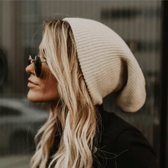 Oatmeal Low Gauge Ribbed Knit Slouchy Beanie - Picture 3 of 7